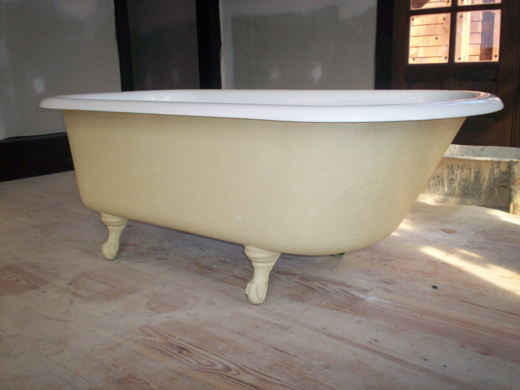 clawfoot bathtub exterior clawfoot bathtub exterior